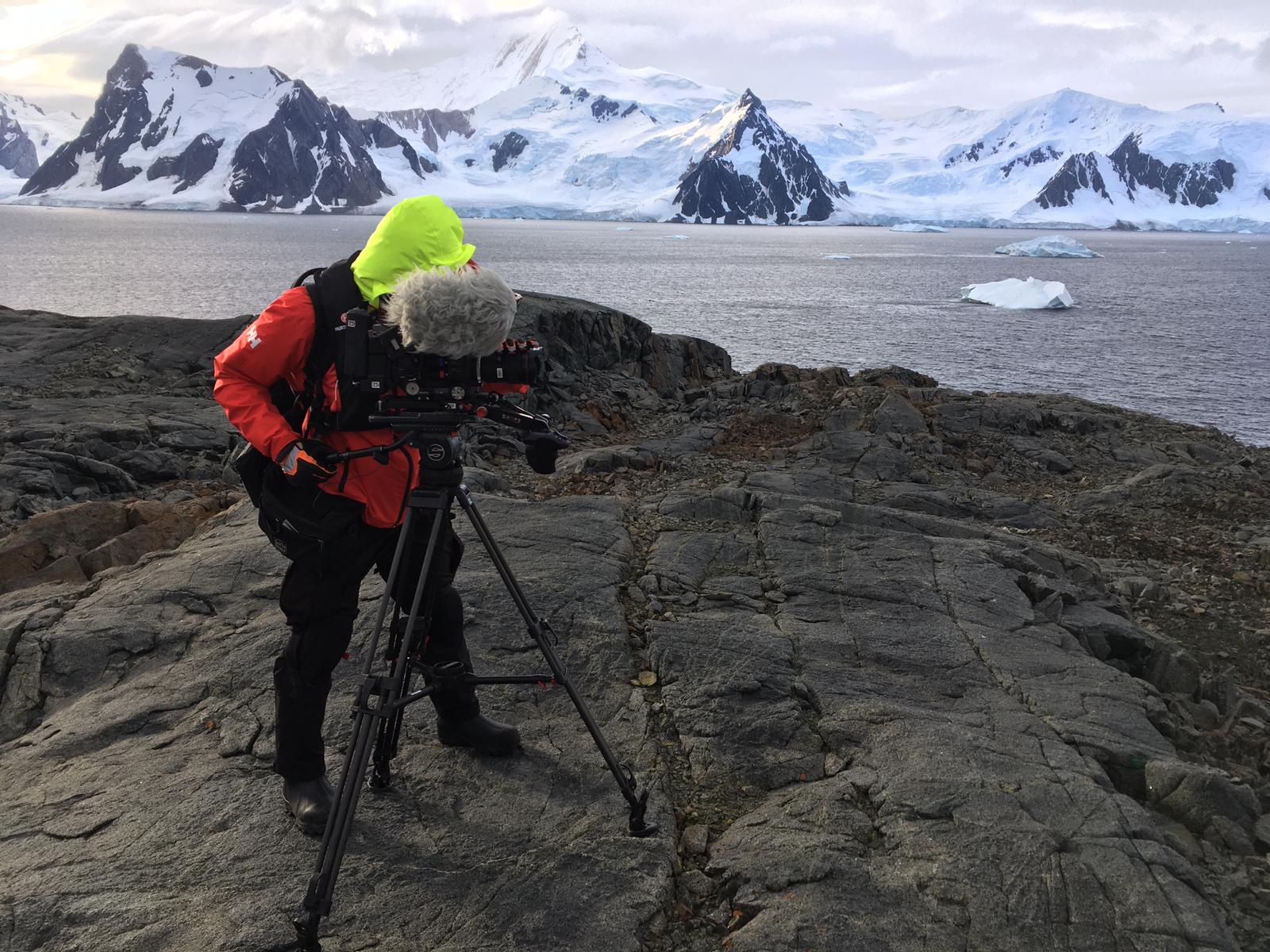 Mighty Cruise Ships expedition photo